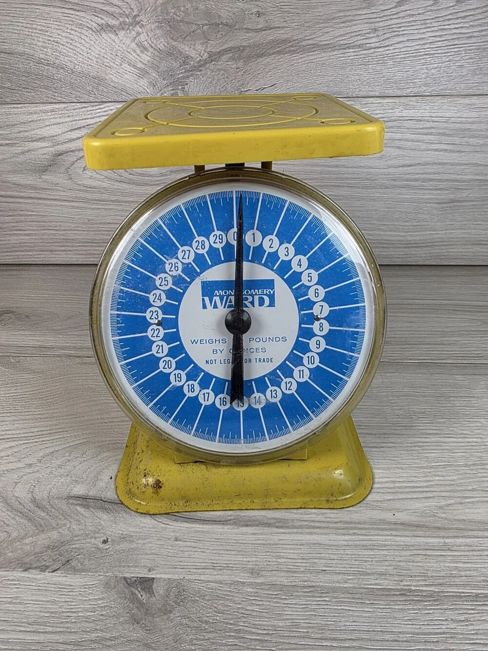 Montgomery Ward Mechanical Kitchen Scale Yellow Blue Retro SU12